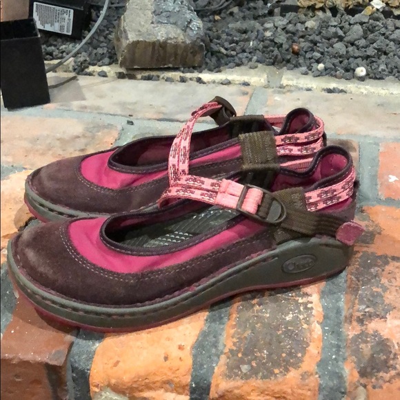 Chaco Other - Chaco pink & brown flats girls size 1